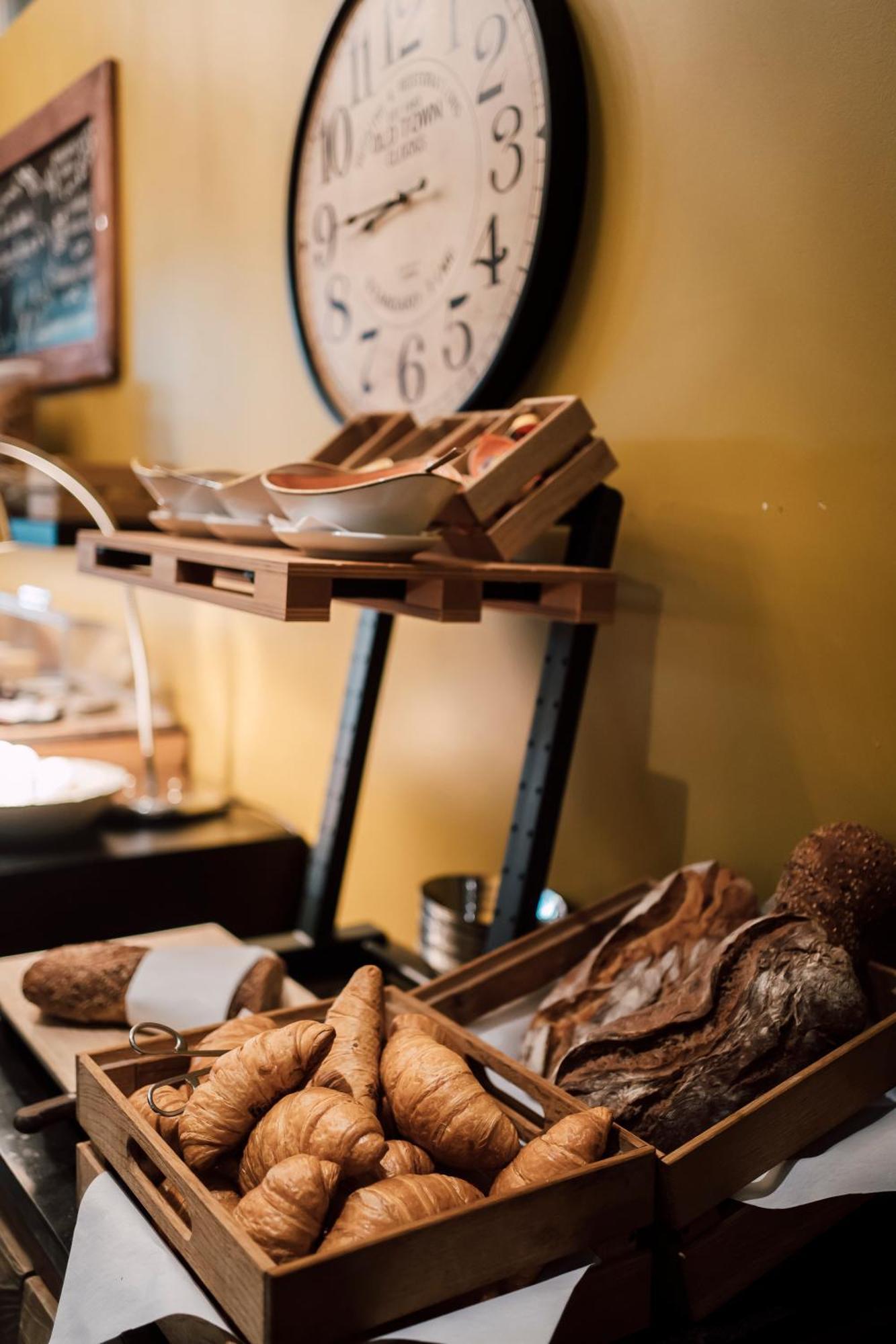 Blue City Boutique Hotel Baden Zewnętrze zdjęcie